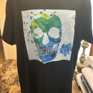 Gildan Black and Green Artistic Skull Tee